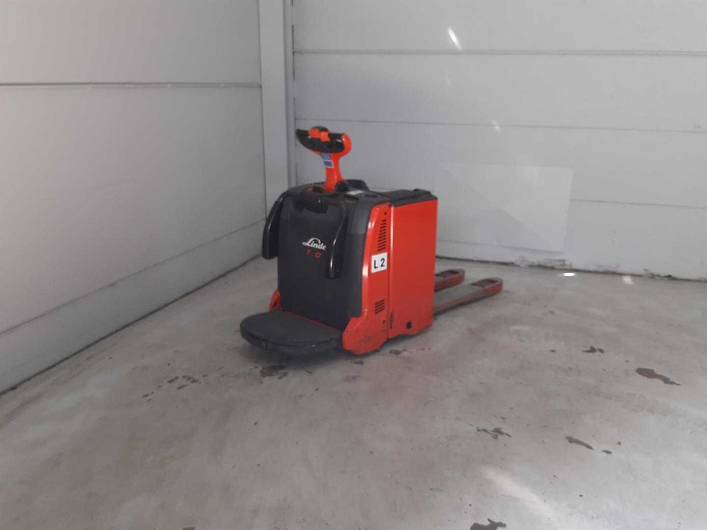 Used Forklift Linde T20AP Gājēju krautņotājs ar dīseli (Image 3) Used Forklift Linde T20AP Gājēju krautņotājs ar dīseli (Image 3)