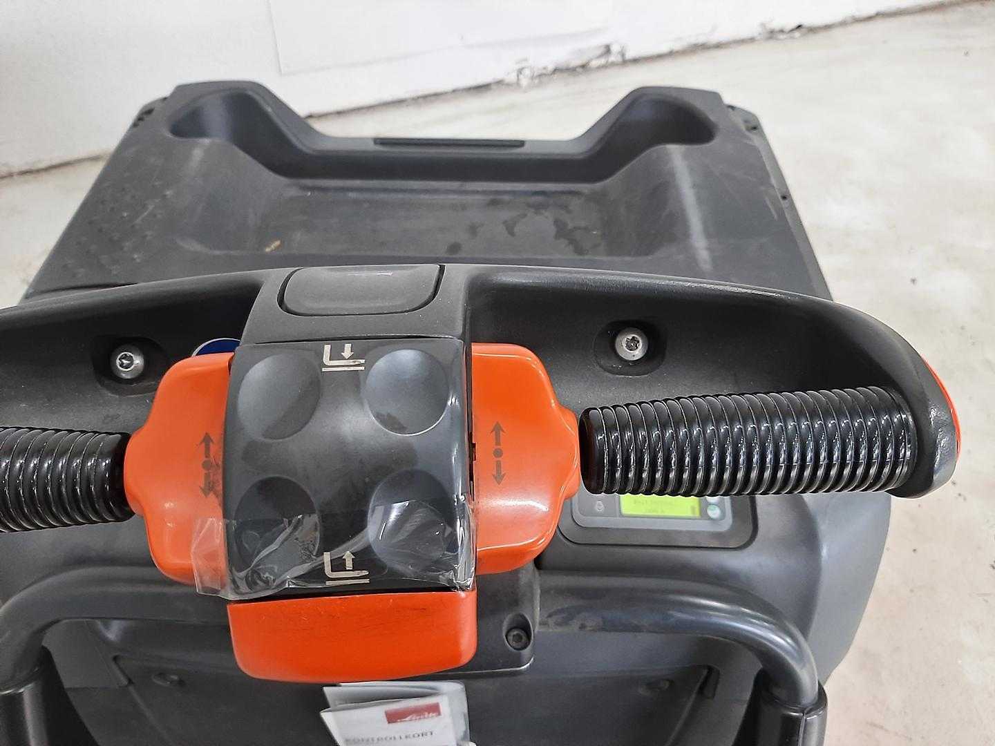 Used Forklift Linde T20AP Gājēju krautņotājs ar dīseli (Image 5) Used Forklift Linde T20AP Gājēju krautņotājs ar dīseli (Image 5)