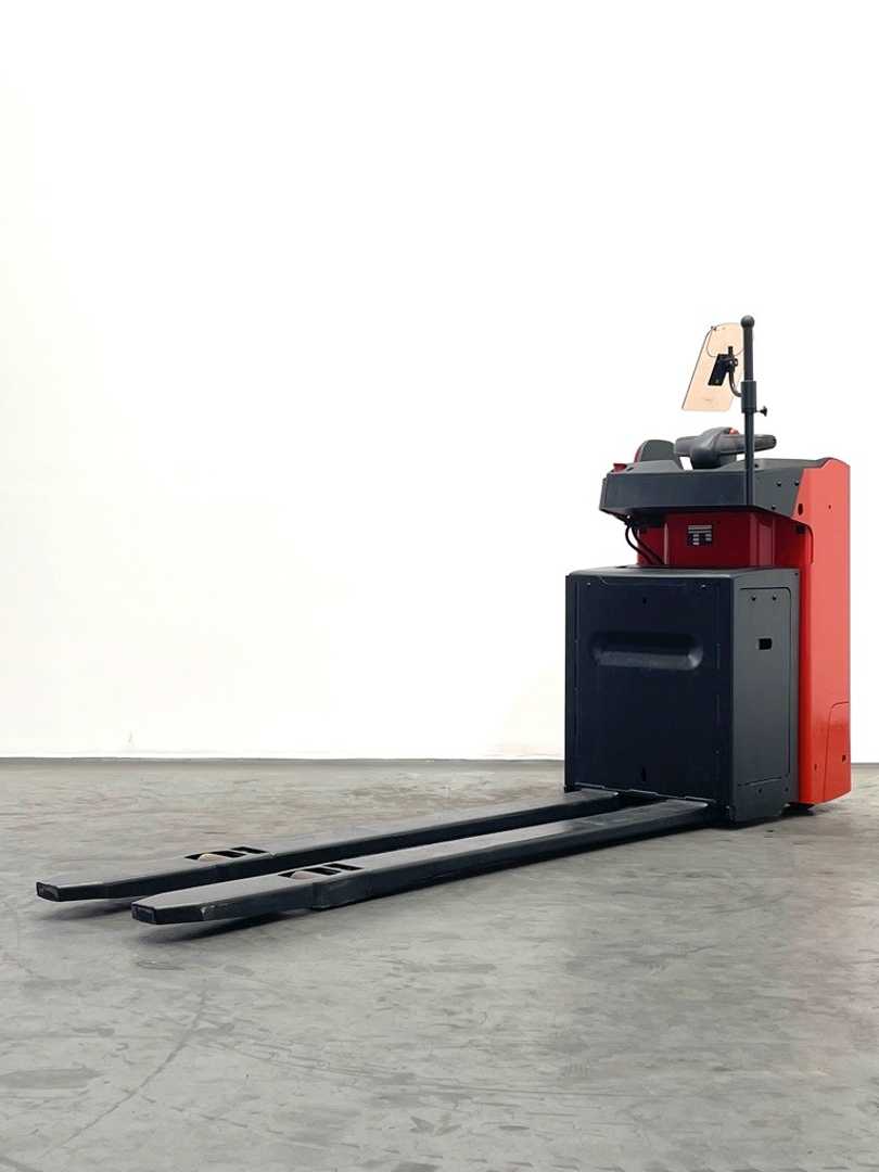 Used Forklift Linde T20SF-1154 Gājēju krautņotājs ar dīseli (Image 1) Used Forklift Linde T20SF-1154 Gājēju krautņotājs ar dīseli (Image 1)