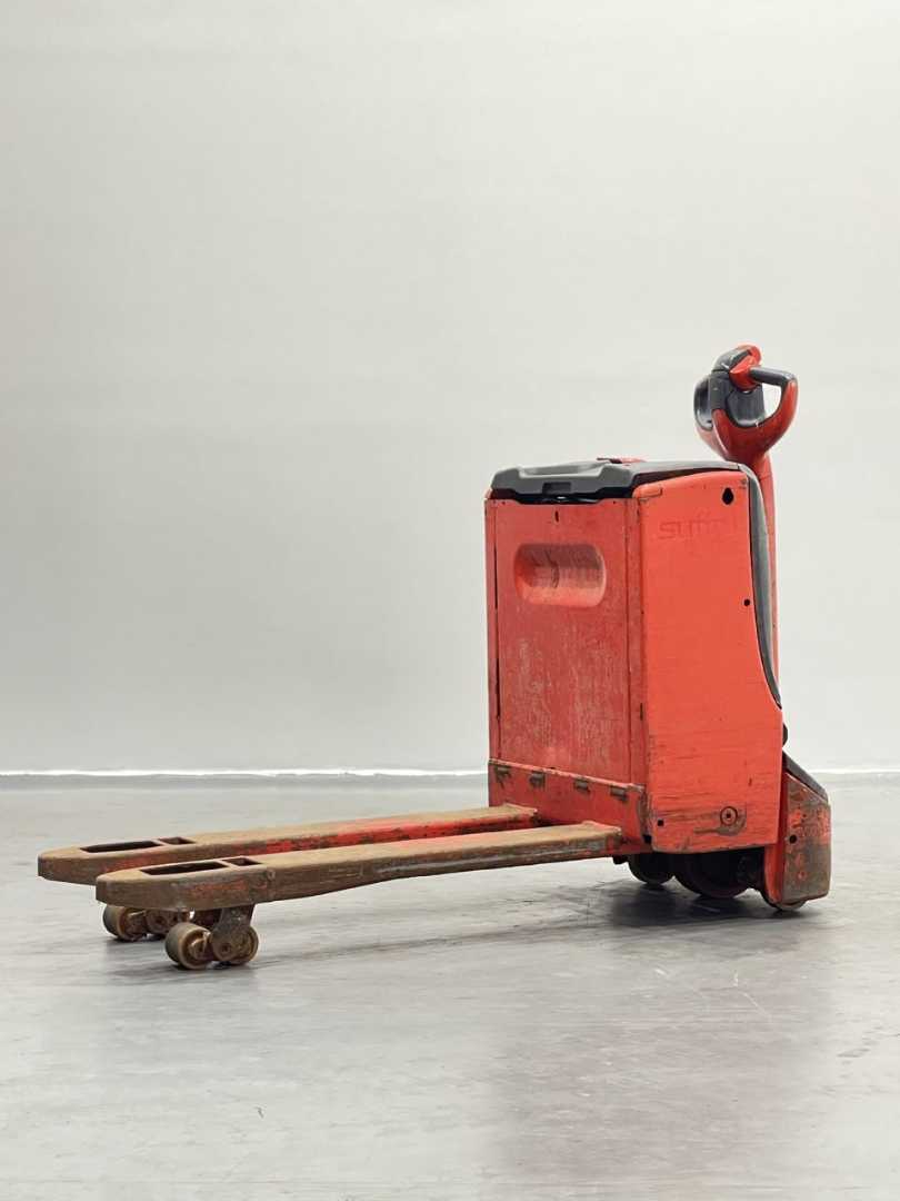 Used Forklift Linde T18-1152 Gājēju krautņotājs ar dīseli (Image 1) Used Forklift Linde T18-1152 Gājēju krautņotājs ar dīseli (Image 1)