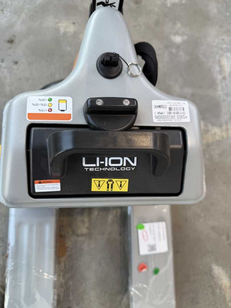 Used Forklift STILL ECH 12 C / NEUGERÄT Gājēju krautņotājs ar dīseli (Image 6) Used Forklift STILL ECH 12 C / NEUGERÄT Gājēju krautņotājs ar dīseli (Image 6)
