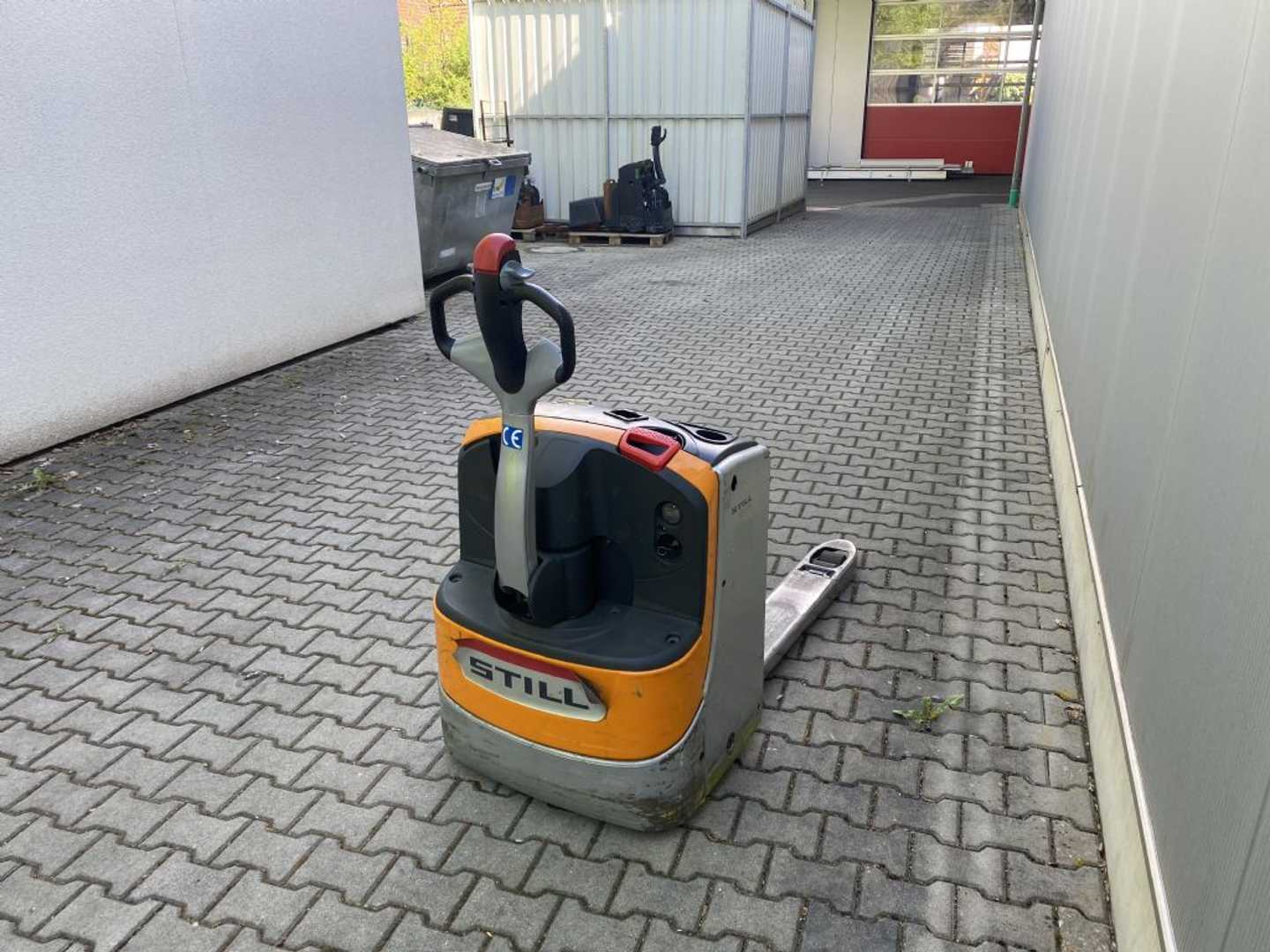 Used Forklift STILL EXU 20 Gājēju krautņotājs ar dīseli (Image 2) Used Forklift STILL EXU 20 Gājēju krautņotājs ar dīseli (Image 2)