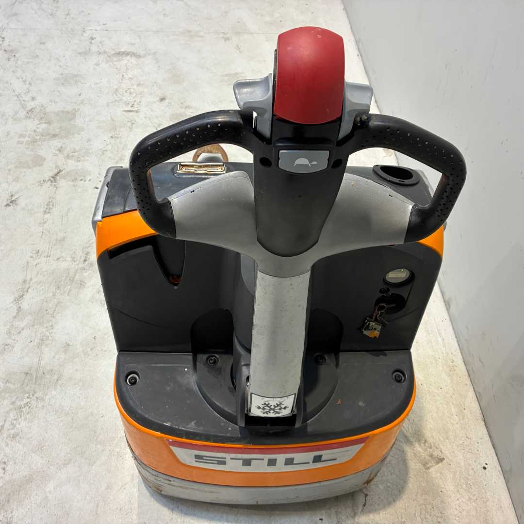 Used Forklift STILL EXU-16_ENGROS Gājēju krautņotājs ar dīseli (Image 3) Used Forklift STILL EXU-16_ENGROS Gājēju krautņotājs ar dīseli (Image 3)