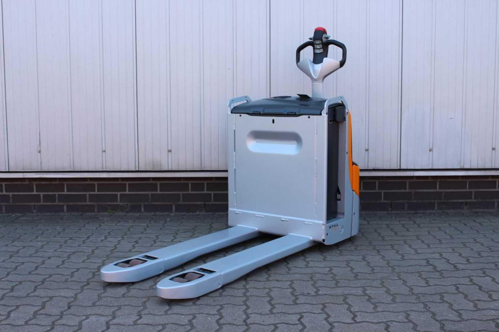 Used Forklift STILL EXU20 | Batterie 2024 Gājēju krautņotājs ar dīseli (Image 3) Used Forklift STILL EXU20 | Batterie 2024 Gājēju krautņotājs ar dīseli (Image 3)