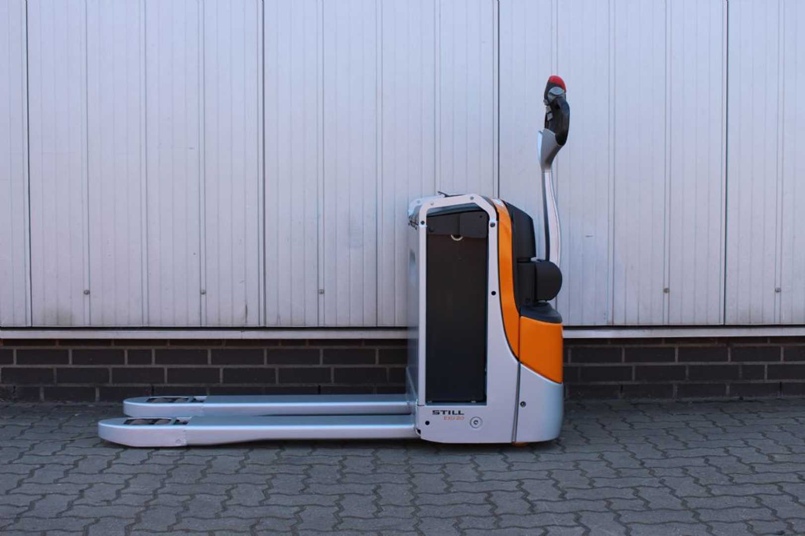 Used Forklift STILL EXU20 | Batterie 2024 Gājēju krautņotājs ar dīseli (Image 8) Used Forklift STILL EXU20 | Batterie 2024 Gājēju krautņotājs ar dīseli (Image 8)