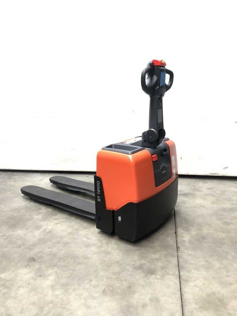 Used Forklift Toyota LWE130 Gājēju krautņotājs ar dīseli (Image 1)