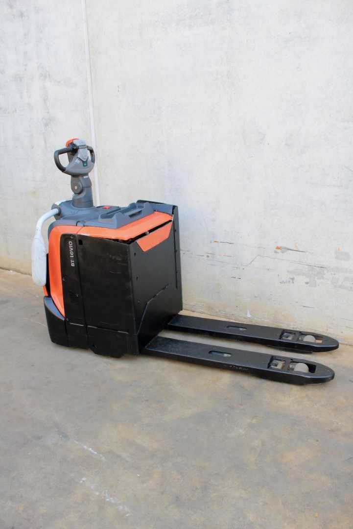 Used Forklift BT LPE 200 Gājēju krautņotājs (daļēji elektrisks) (Image 4) Used Forklift BT LPE 200 Gājēju krautņotājs (daļēji elektrisks) (Image 4)