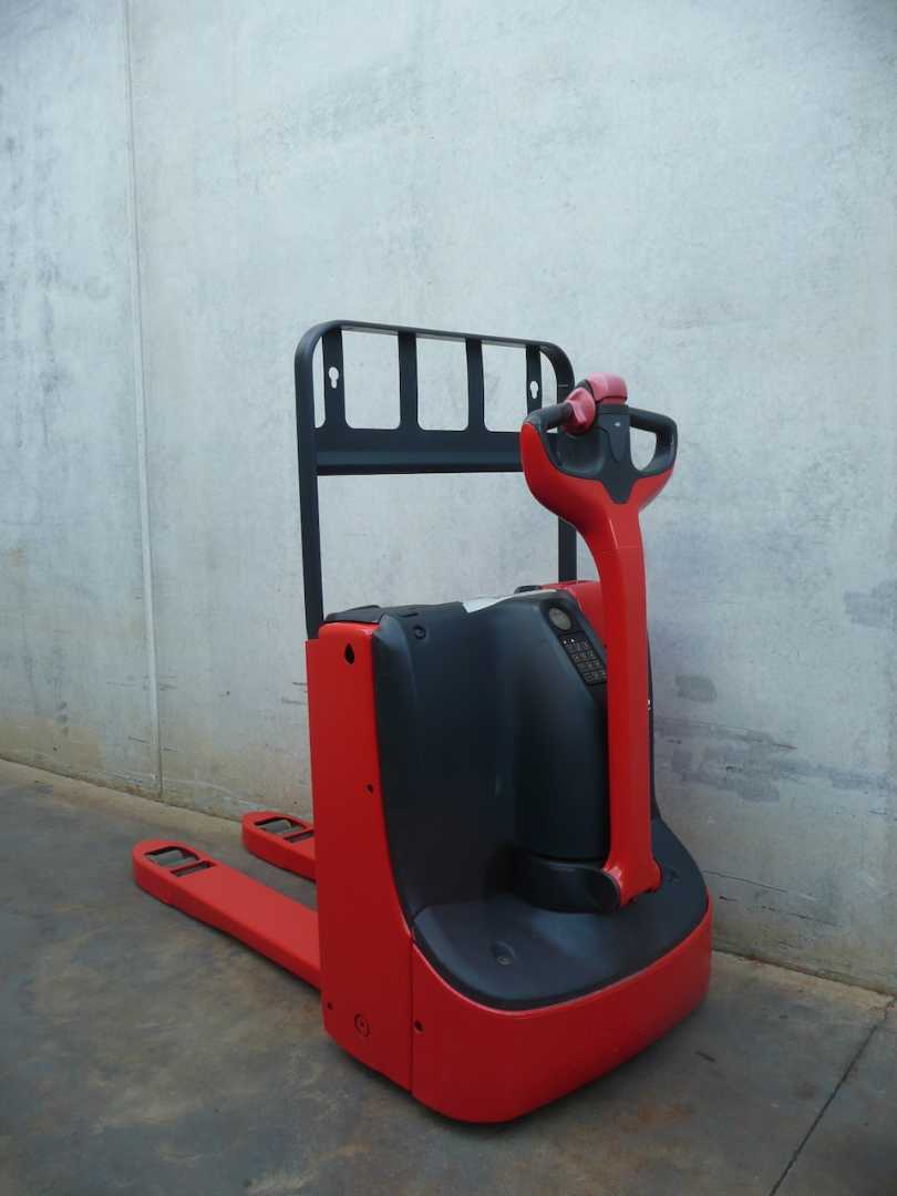 Used Forklift Linde T 16 Gājēju krautņotājs (daļēji elektrisks) (Image 1) Used Forklift Linde T 16 Gājēju krautņotājs (daļēji elektrisks) (Image 1)