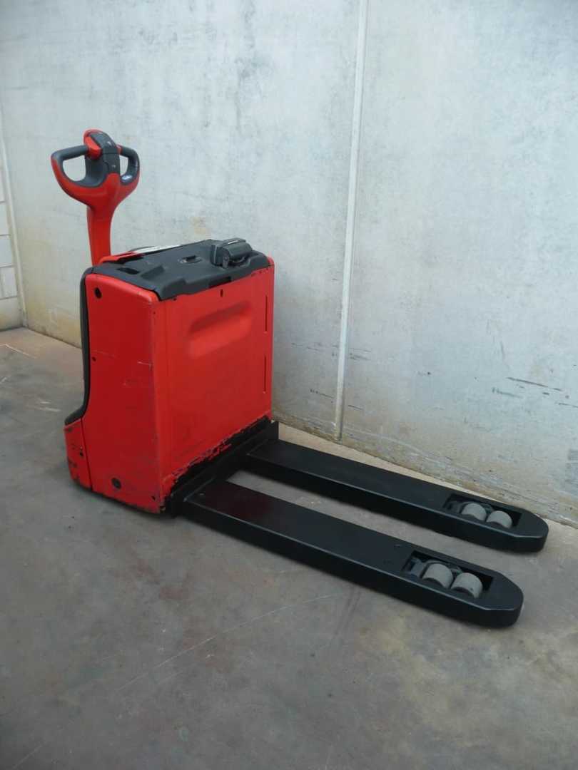 Used Forklift Linde T 20 Gājēju krautņotājs (daļēji elektrisks) (Image 12) Used Forklift Linde T 20 Gājēju krautņotājs (daļēji elektrisks) (Image 12)