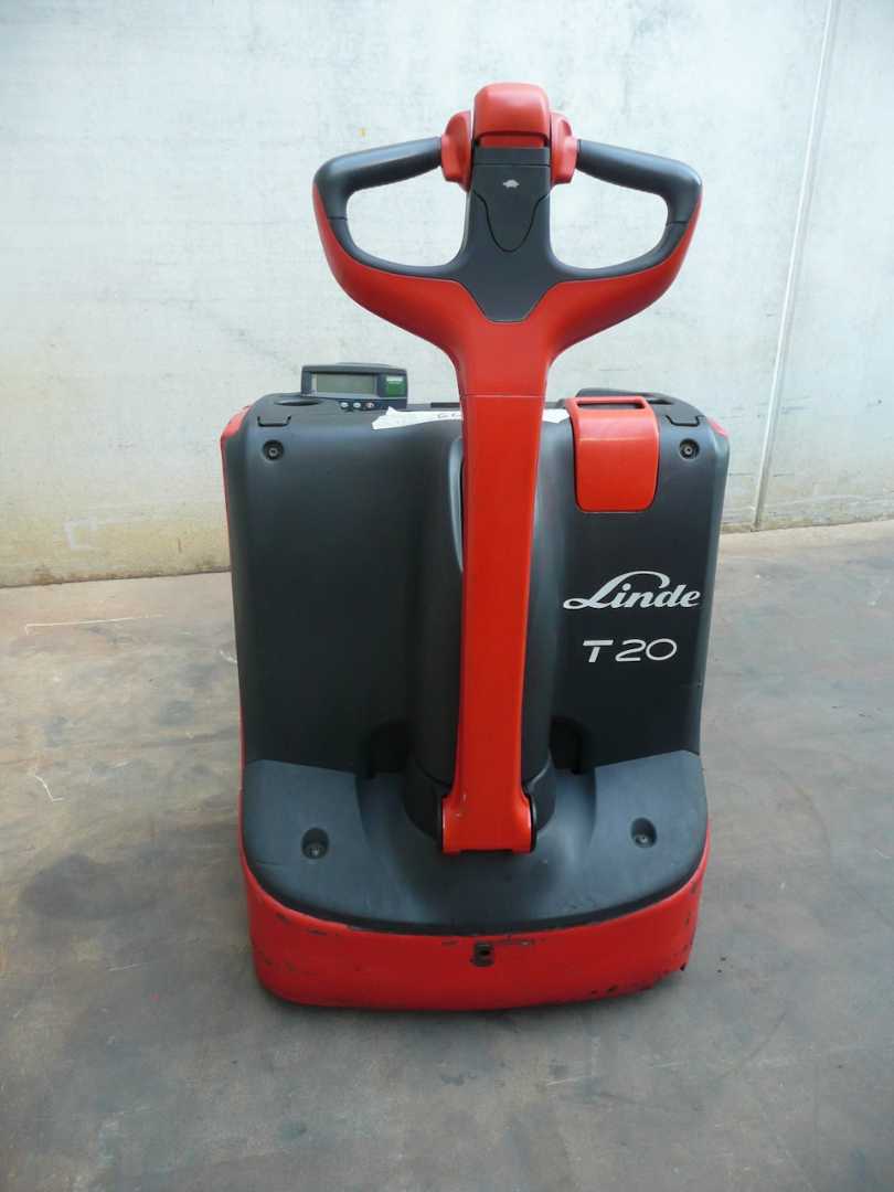 Used Forklift Linde T 20 Gājēju krautņotājs (daļēji elektrisks) (Image 14) Used Forklift Linde T 20 Gājēju krautņotājs (daļēji elektrisks) (Image 14)