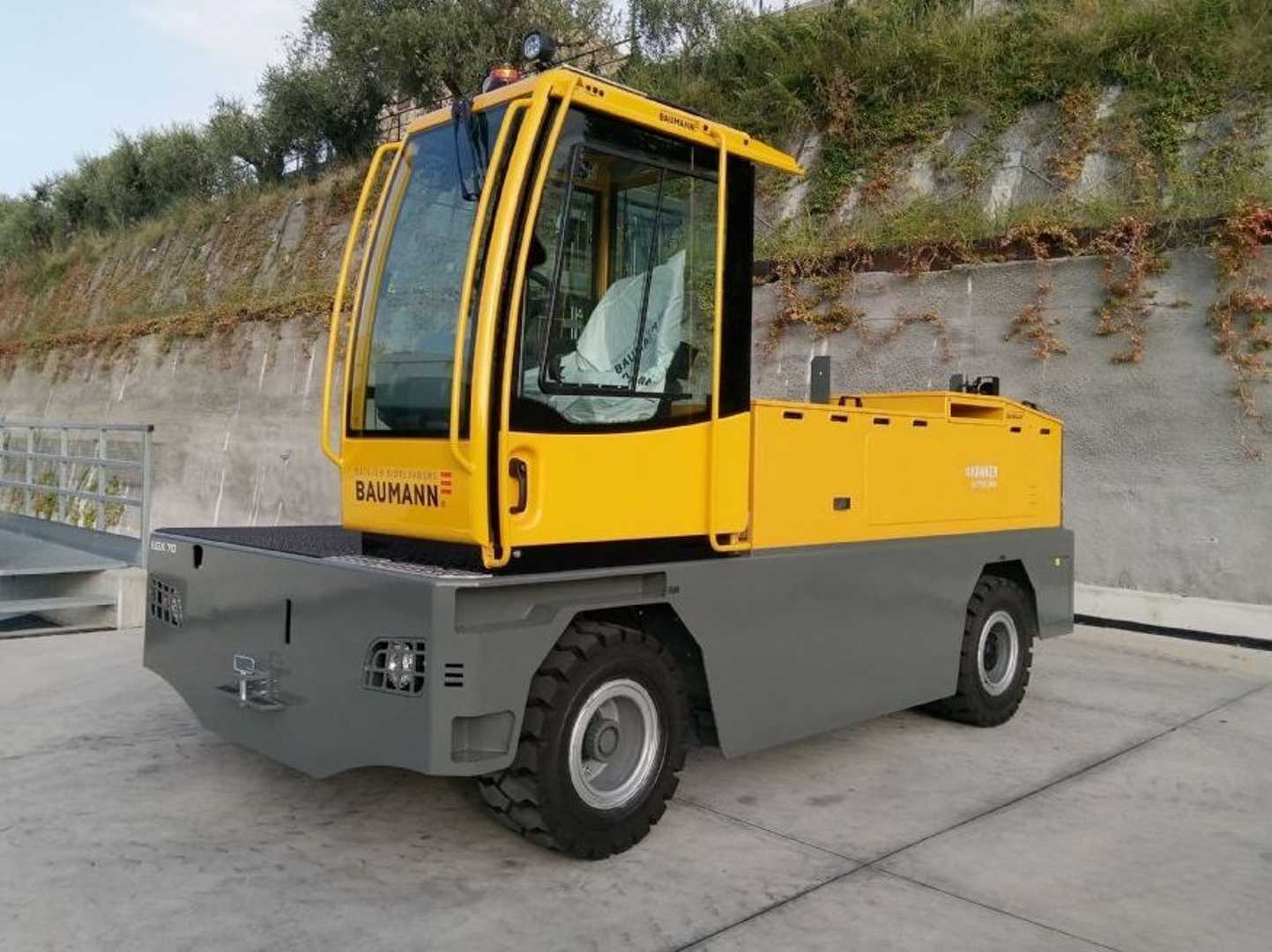 Used Forklift Baumann EGX 70.60/16/40 ST Sānu iekrāvējs (Image 1) Used Forklift Baumann EGX 70.60/16/40 ST Sānu iekrāvējs (Image 1)