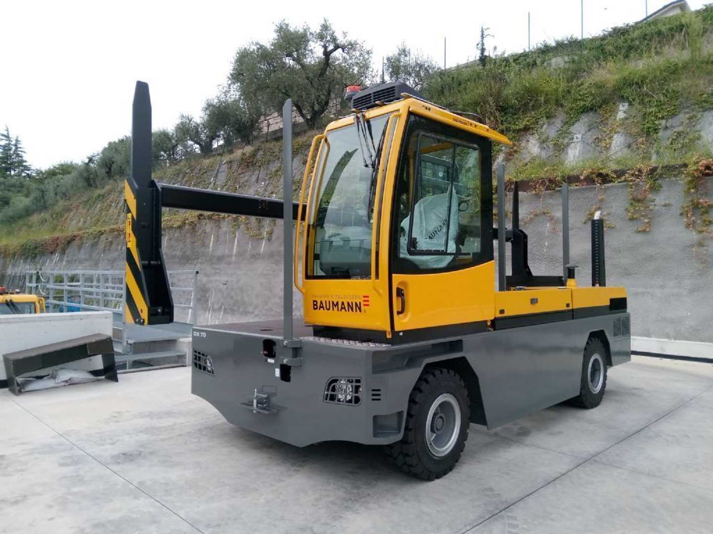 Used Forklift Baumann GX 70/16/57 TR Sānu iekrāvējs (Image 1) Used Forklift Baumann GX 70/16/57 TR Sānu iekrāvējs (Image 1)