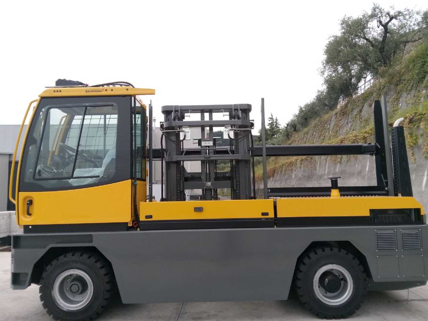 Used Forklift Baumann GX 70/16/57 TR Sānu iekrāvējs (Image 4) Used Forklift Baumann GX 70/16/57 TR Sānu iekrāvējs (Image 4)