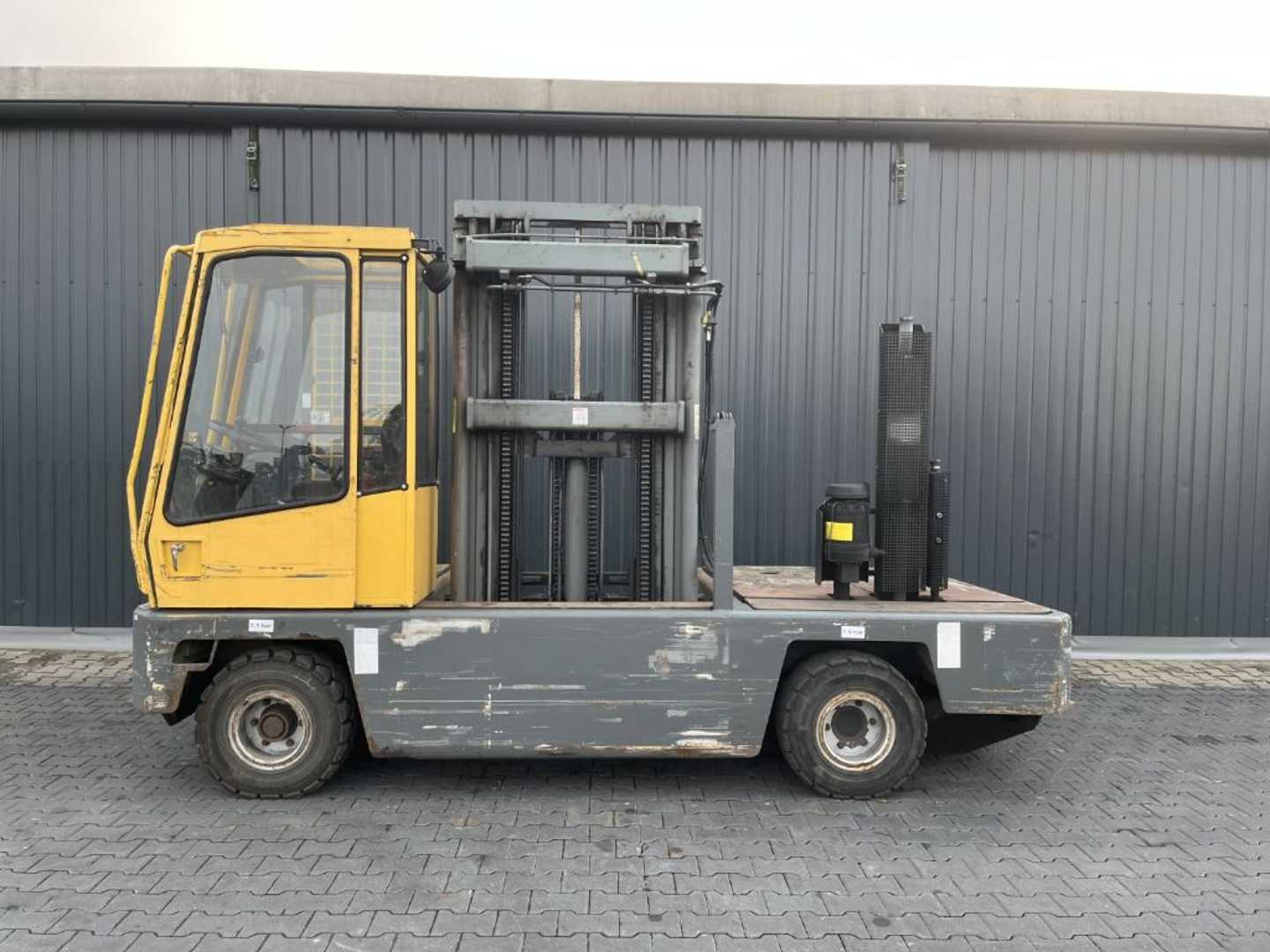 Used Forklift Baumann HX40-12-54TR Sānu iekrāvējs (Image 2) Used Forklift Baumann HX40-12-54TR Sānu iekrāvējs (Image 2)