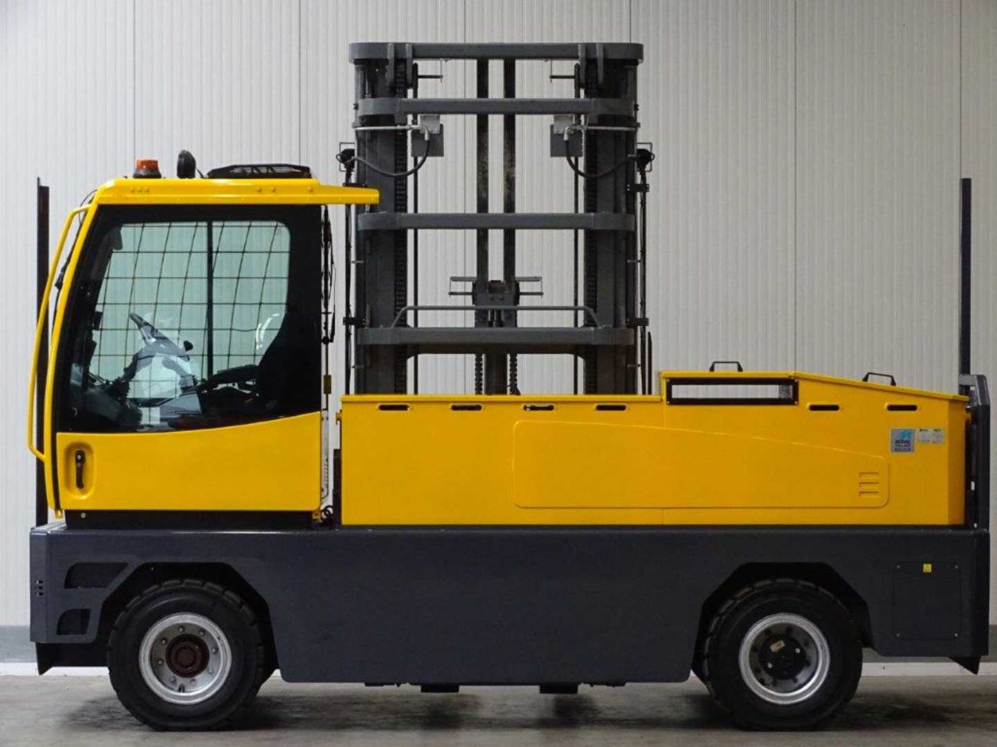 Used Forklift Baumann EGX50/14/75TR - TRIPLEX Sānu iekrāvējs (Image 6) Used Forklift Baumann EGX50/14/75TR - TRIPLEX Sānu iekrāvējs (Image 6)
