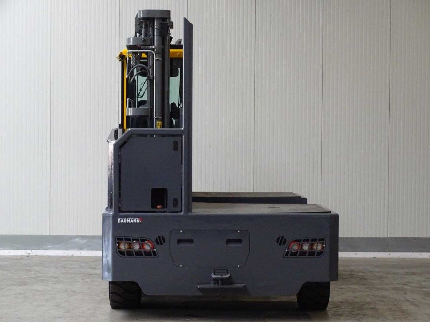 Used Forklift Baumann EGX50/14/63TR - NEU BAT. Sānu iekrāvējs (Image 6) Used Forklift Baumann EGX50/14/63TR - NEU BAT. Sānu iekrāvējs (Image 6)