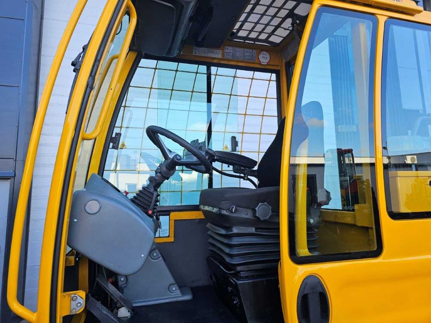 Used Forklift Baumann EGX60/16/75TR - TRIPLEX Sānu iekrāvējs (Image 7) Used Forklift Baumann EGX60/16/75TR - TRIPLEX Sānu iekrāvējs (Image 7)