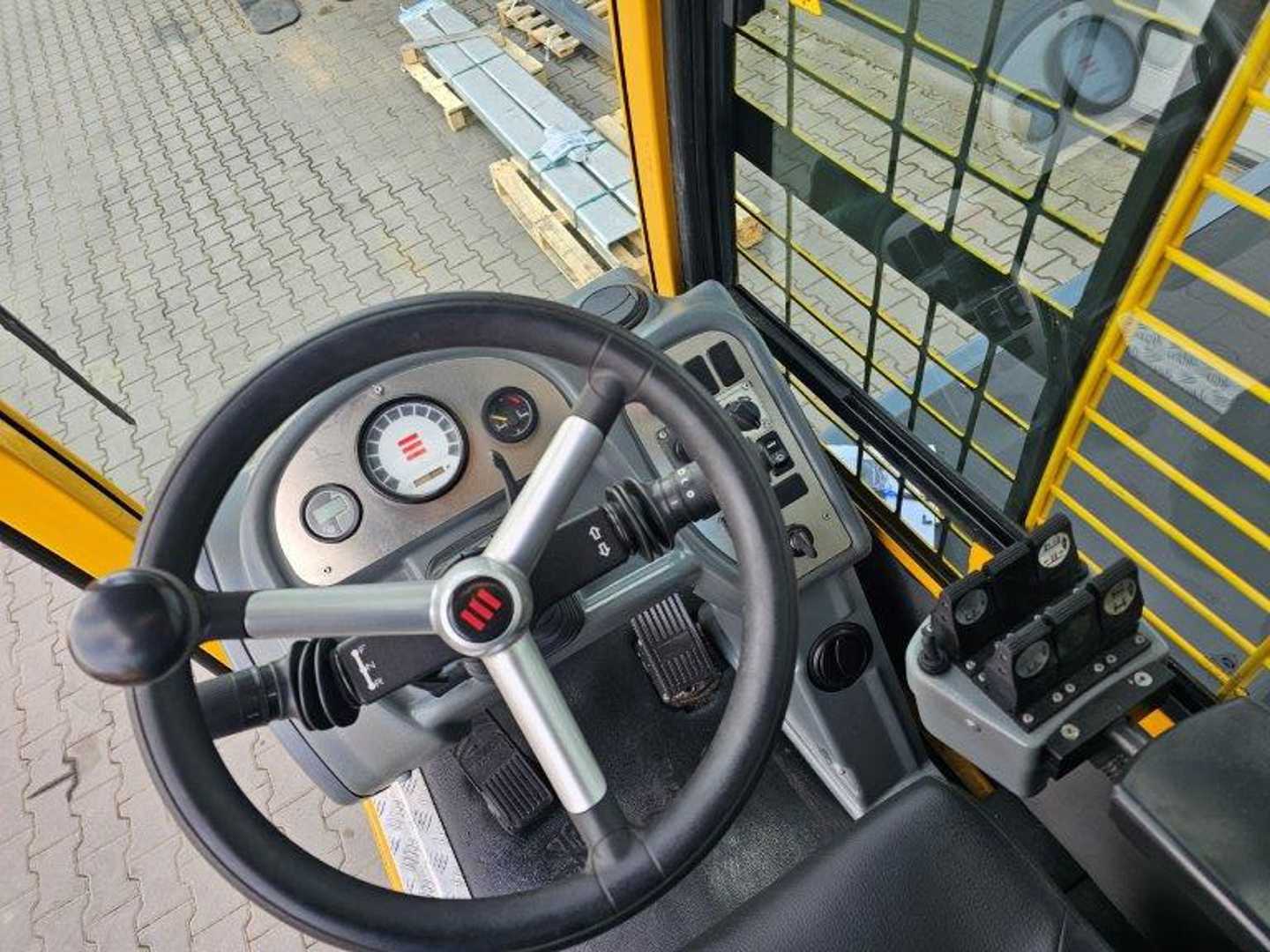 Used Forklift Baumann EGX60/16/75TR - TRIPLEX Sānu iekrāvējs (Image 7) Used Forklift Baumann EGX60/16/75TR - TRIPLEX Sānu iekrāvējs (Image 7)