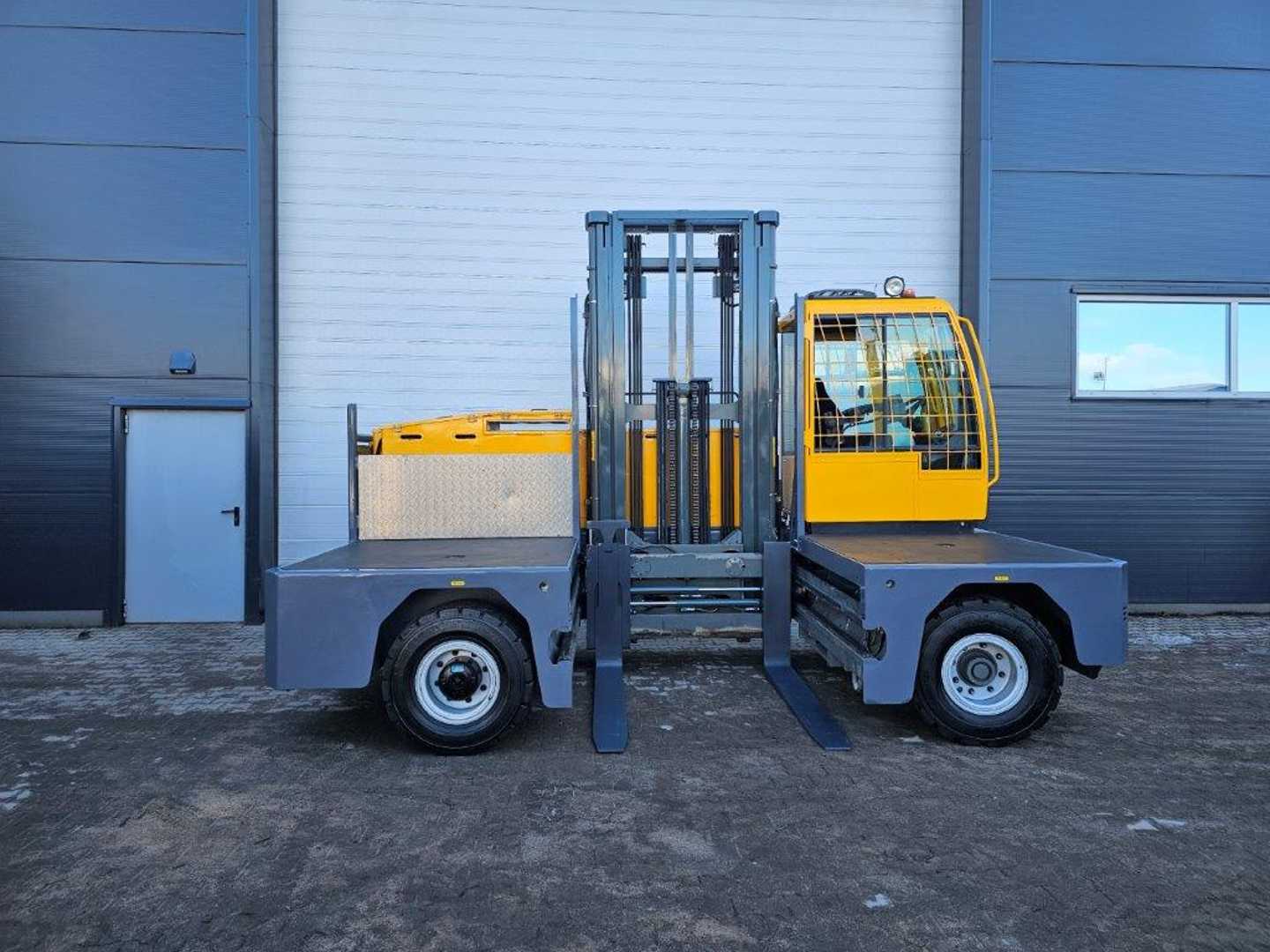 Used Forklift Baumann EGX60/16/75TR - TRIPLEX Sānu iekrāvējs (Image 3) Used Forklift Baumann EGX60/16/75TR - TRIPLEX Sānu iekrāvējs (Image 3)