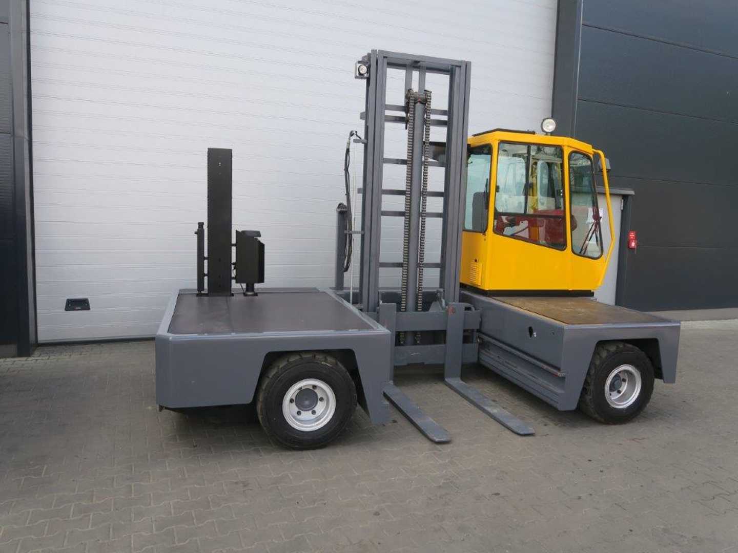Used Forklift Baumann HX40/16/65 Sānu iekrāvējs (Image 1) Used Forklift Baumann HX40/16/65 Sānu iekrāvējs (Image 1)