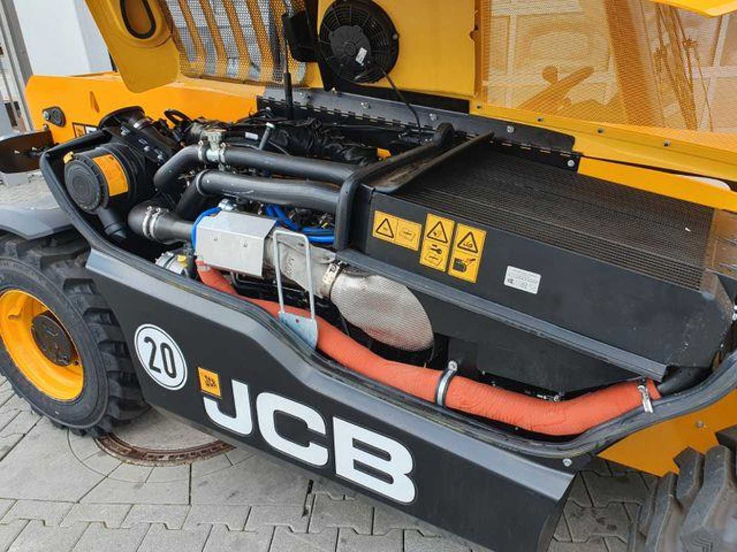 Used Forklift JCB 525-60 / Neufahrzeug /Palettengabel / 2025 Teleskopiskais iekrāvējs (Image 8) Used Forklift JCB 525-60 / Neufahrzeug /Palettengabel / 2025 Teleskopiskais iekrāvējs (Image 8)