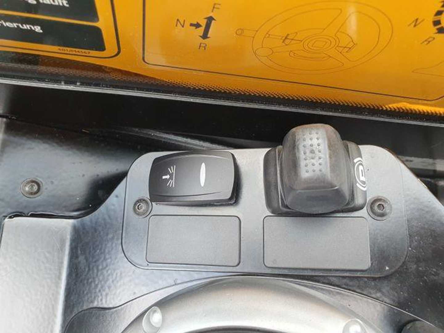 Used Forklift JCB 525-60 / Neufahrzeug /Palettengabel / 2025 Teleskopiskais iekrāvējs (Image 12) Used Forklift JCB 525-60 / Neufahrzeug /Palettengabel / 2025 Teleskopiskais iekrāvējs (Image 12)
