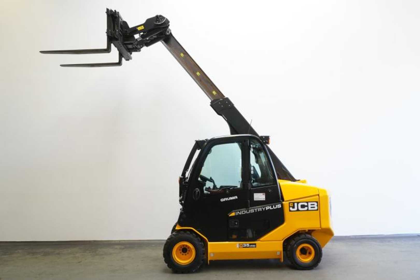 Used Forklift JCB TLT35-23D Teleskopiskais iekrāvējs (Image 4) Used Forklift JCB TLT35-23D Teleskopiskais iekrāvējs (Image 4)
