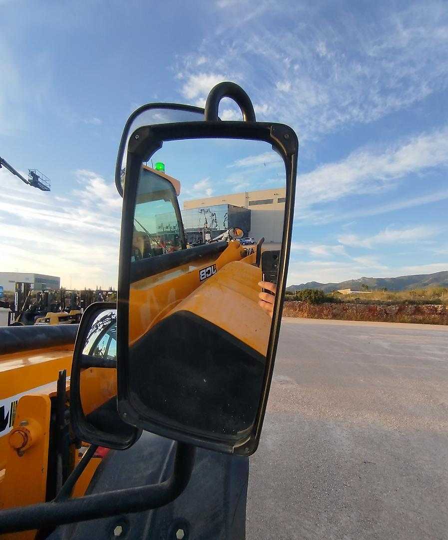 Used Forklift JCB 540V140 Teleskopiskais iekrāvējs (Image 3) Used Forklift JCB 540V140 Teleskopiskais iekrāvējs (Image 3)