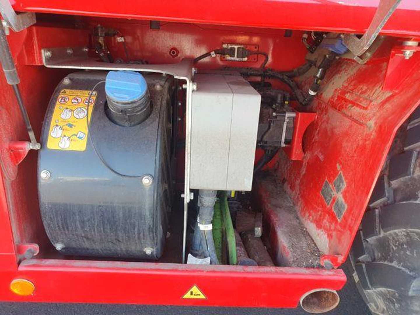Used Forklift Magni RTH 6.30 SH / Fällkran / nur 1.373h / 2021 Teleskopiskais iekrāvējs (Image 10) Used Forklift Magni RTH 6.30 SH / Fällkran / nur 1.373h / 2021 Teleskopiskais iekrāvējs (Image 10)