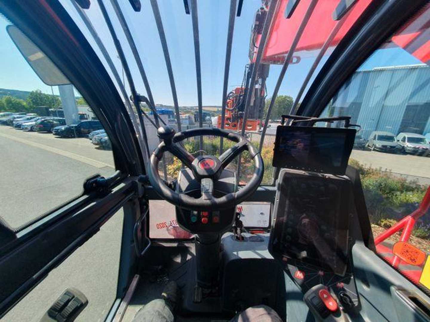 Used Forklift Magni RTH 6.30 SH / Fällkran / nur 1.373h / 2021 Teleskopiskais iekrāvējs (Image 13) Used Forklift Magni RTH 6.30 SH / Fällkran / nur 1.373h / 2021 Teleskopiskais iekrāvējs (Image 13)