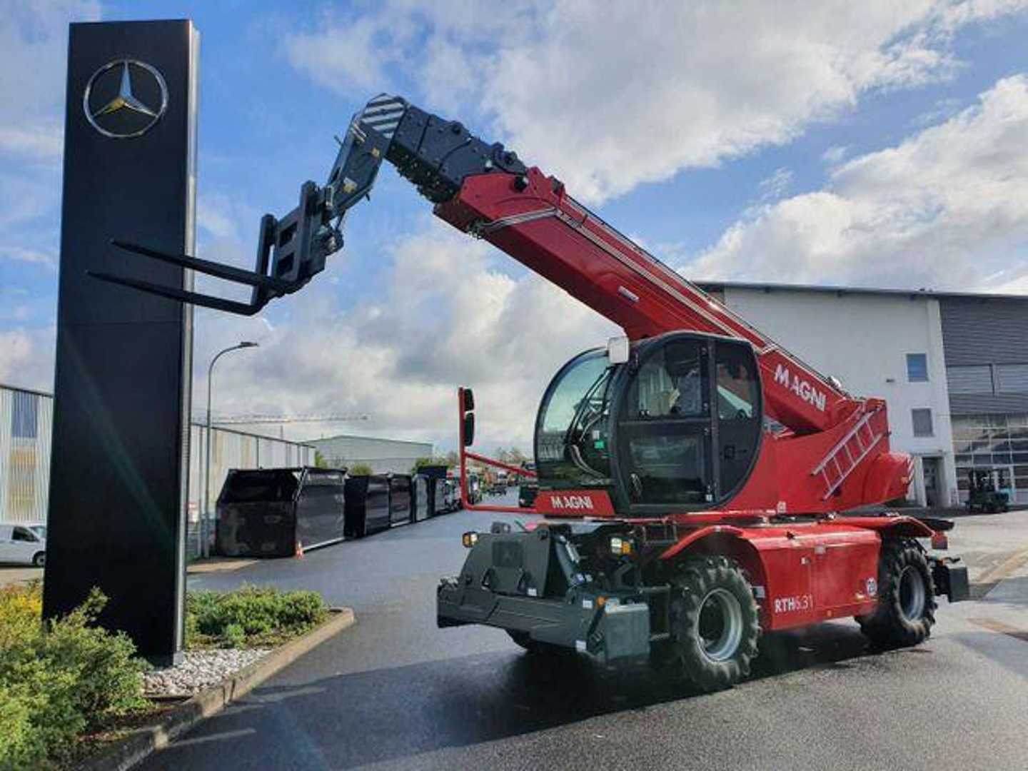 Used Forklift Magni RTH 6.31 SH / 6to Hubkraft / Funk / NEU Teleskopiskais iekrāvējs (Image 1) Used Forklift Magni RTH 6.31 SH / 6to Hubkraft / Funk / NEU Teleskopiskais iekrāvējs (Image 1)