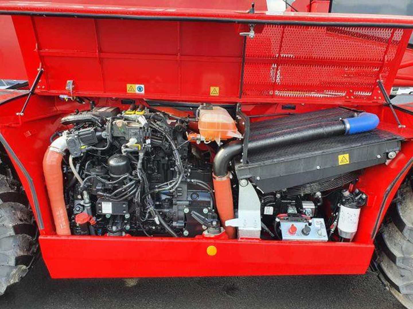 Used Forklift Magni RTH 6.31 SH / 6to Hubkraft / Funk / NEU Teleskopiskais iekrāvējs (Image 9) Used Forklift Magni RTH 6.31 SH / 6to Hubkraft / Funk / NEU Teleskopiskais iekrāvējs (Image 9)