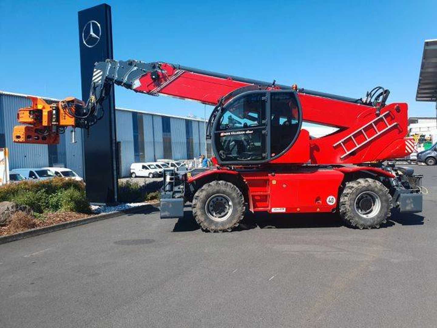 Used Forklift Magni RTH 6.30 SH / Fällkran / nur 1.373h / 2021 Teleskopiskais iekrāvējs (Image 16) Used Forklift Magni RTH 6.30 SH / Fällkran / nur 1.373h / 2021 Teleskopiskais iekrāvējs (Image 16)