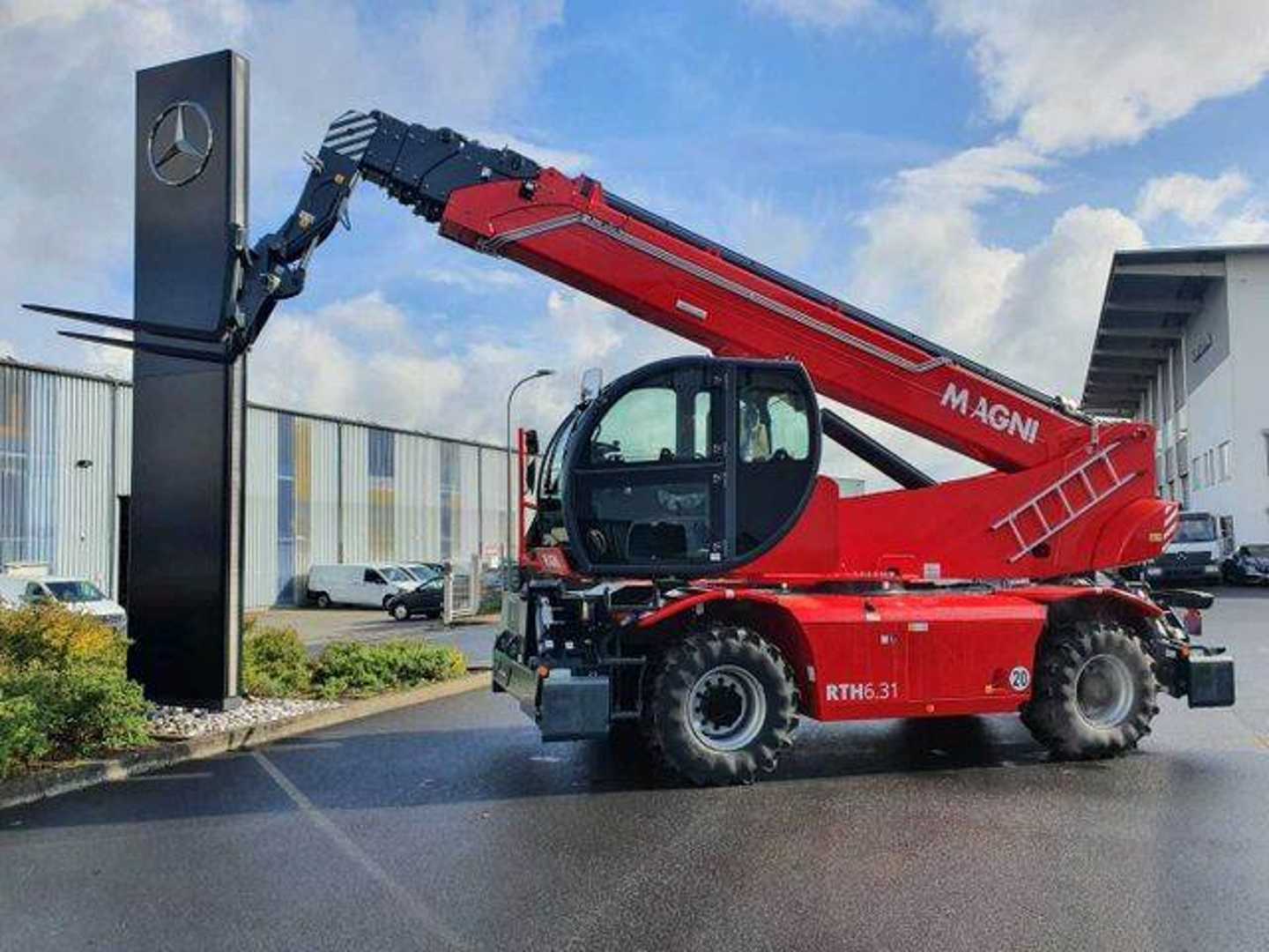 Used Forklift Magni RTH 6.31 SH / 6to Hubkraft / Funk / NEU Teleskopiskais iekrāvējs (Image 15) Used Forklift Magni RTH 6.31 SH / 6to Hubkraft / Funk / NEU Teleskopiskais iekrāvējs (Image 15)