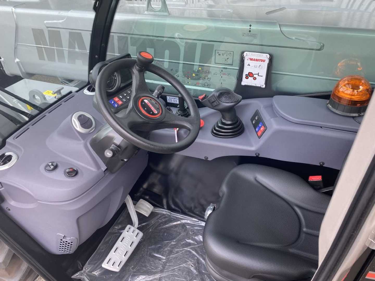 Used Forklift Manitou MT930H Teleskopiskais iekrāvējs (Image 6)
