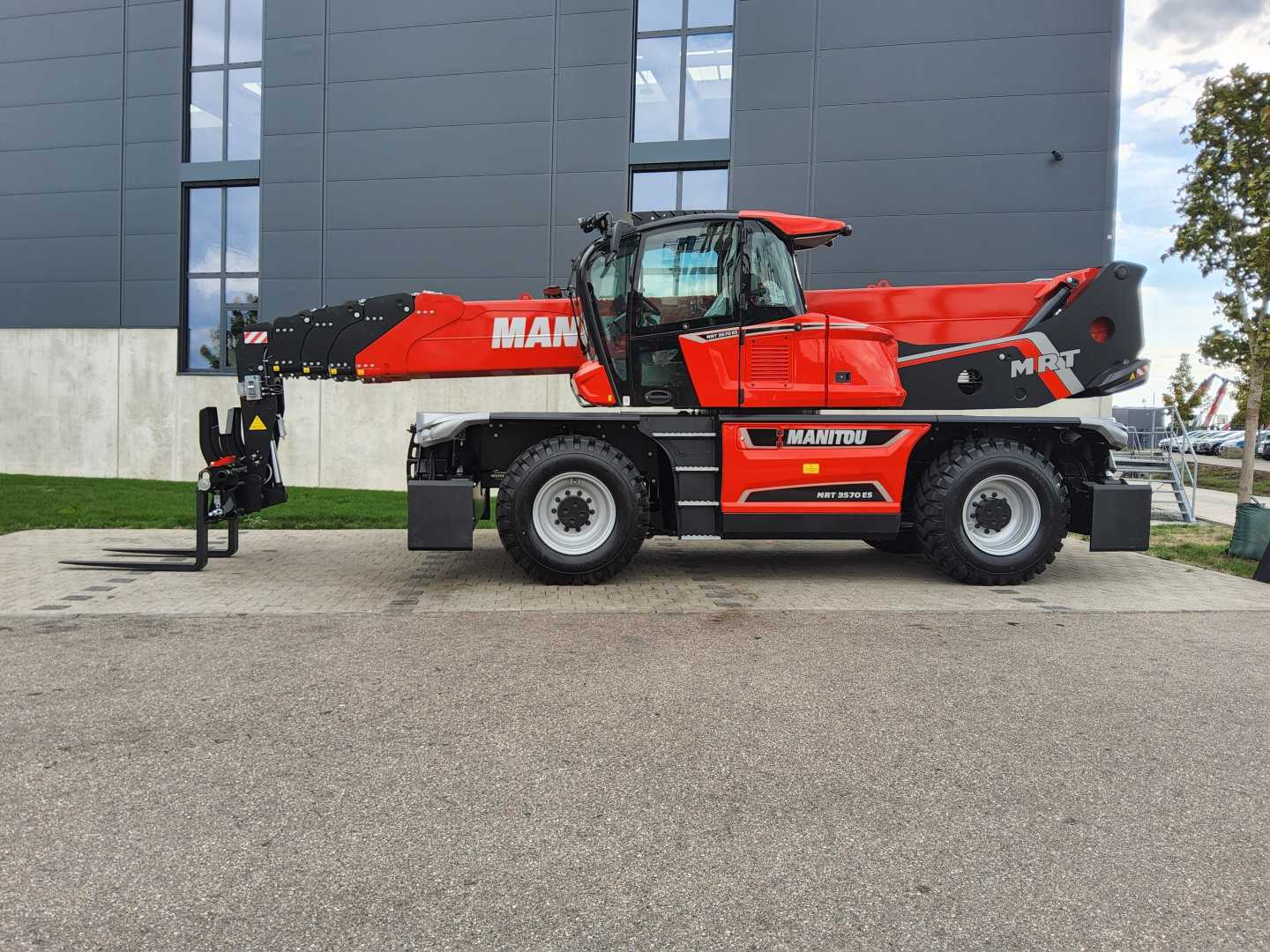 Used Forklift Manitou MRT 3570 vision ES Teleskopiskais iekrāvējs (Image 2) Used Forklift Manitou MRT 3570 vision ES Teleskopiskais iekrāvējs (Image 2)