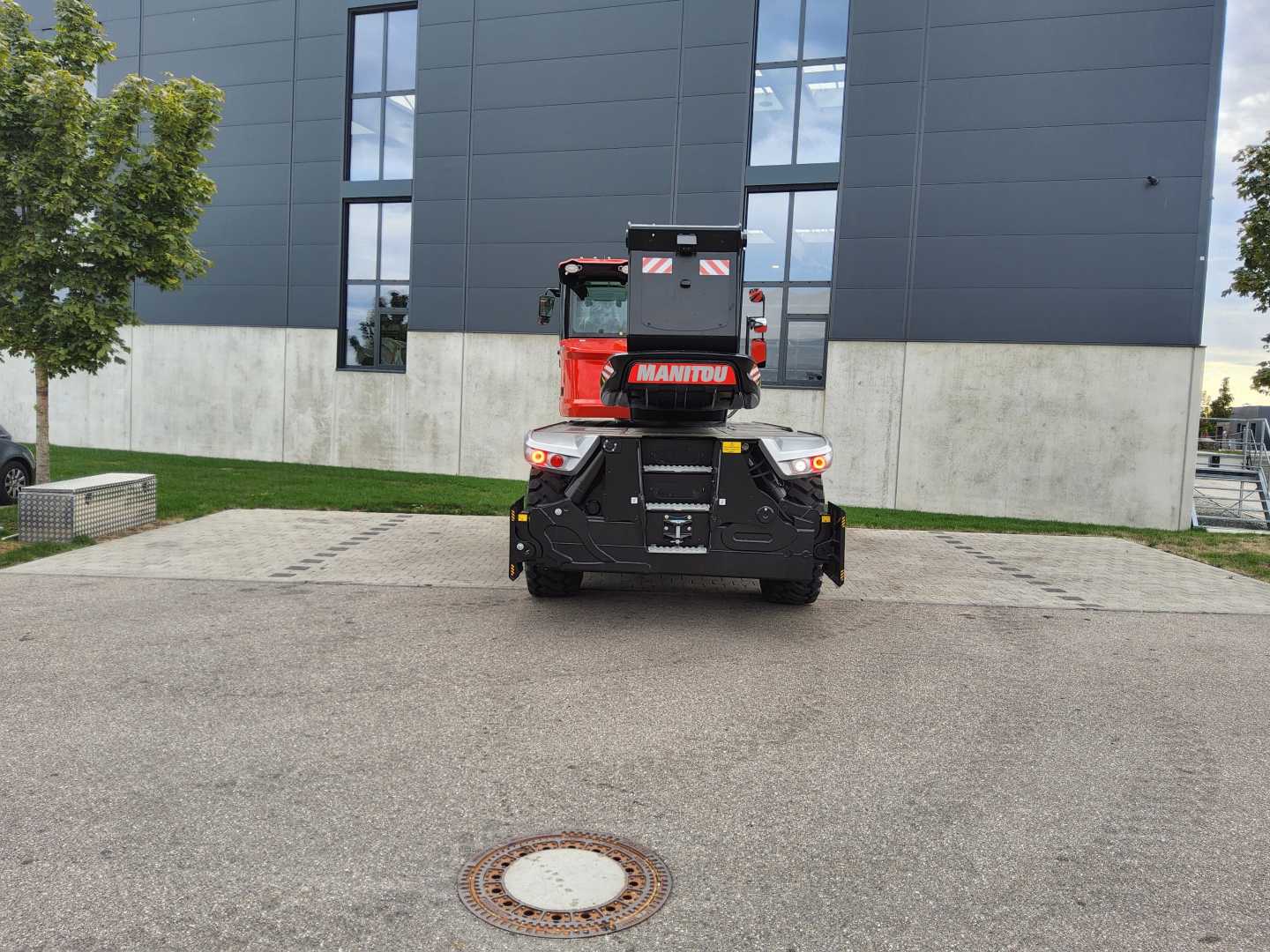 Used Forklift Manitou MRT 3570 vision ES Teleskopiskais iekrāvējs (Image 4) Used Forklift Manitou MRT 3570 vision ES Teleskopiskais iekrāvējs (Image 4)