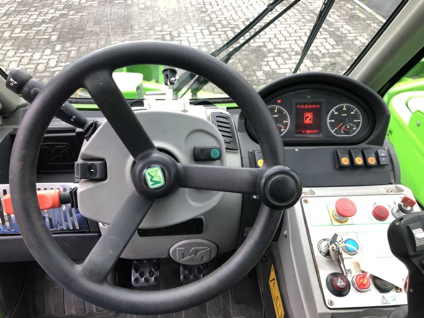 Used Forklift Merlo P38.13 Teleskopiskais iekrāvējs (Image 7) Used Forklift Merlo P38.13 Teleskopiskais iekrāvējs (Image 7)