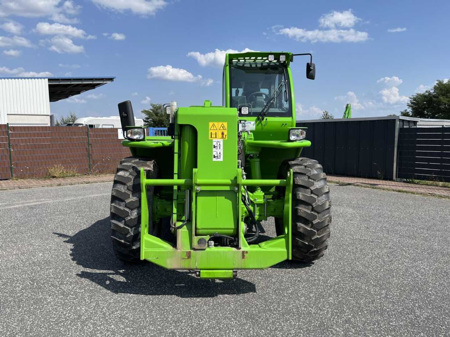 Used Forklift Merlo P120.10HM Teleskopiskais iekrāvējs (Image 3) Used Forklift Merlo P120.10HM Teleskopiskais iekrāvējs (Image 3)