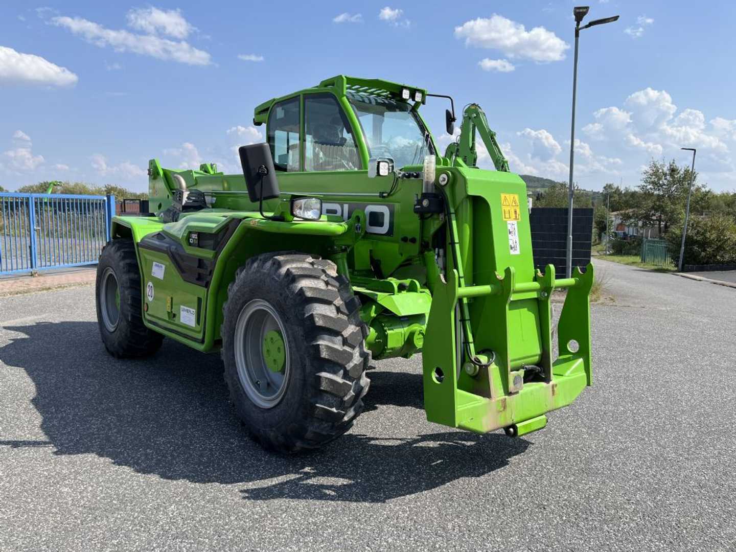 Used Forklift Merlo P120.10HM Teleskopiskais iekrāvējs (Image 4) Used Forklift Merlo P120.10HM Teleskopiskais iekrāvējs (Image 4)