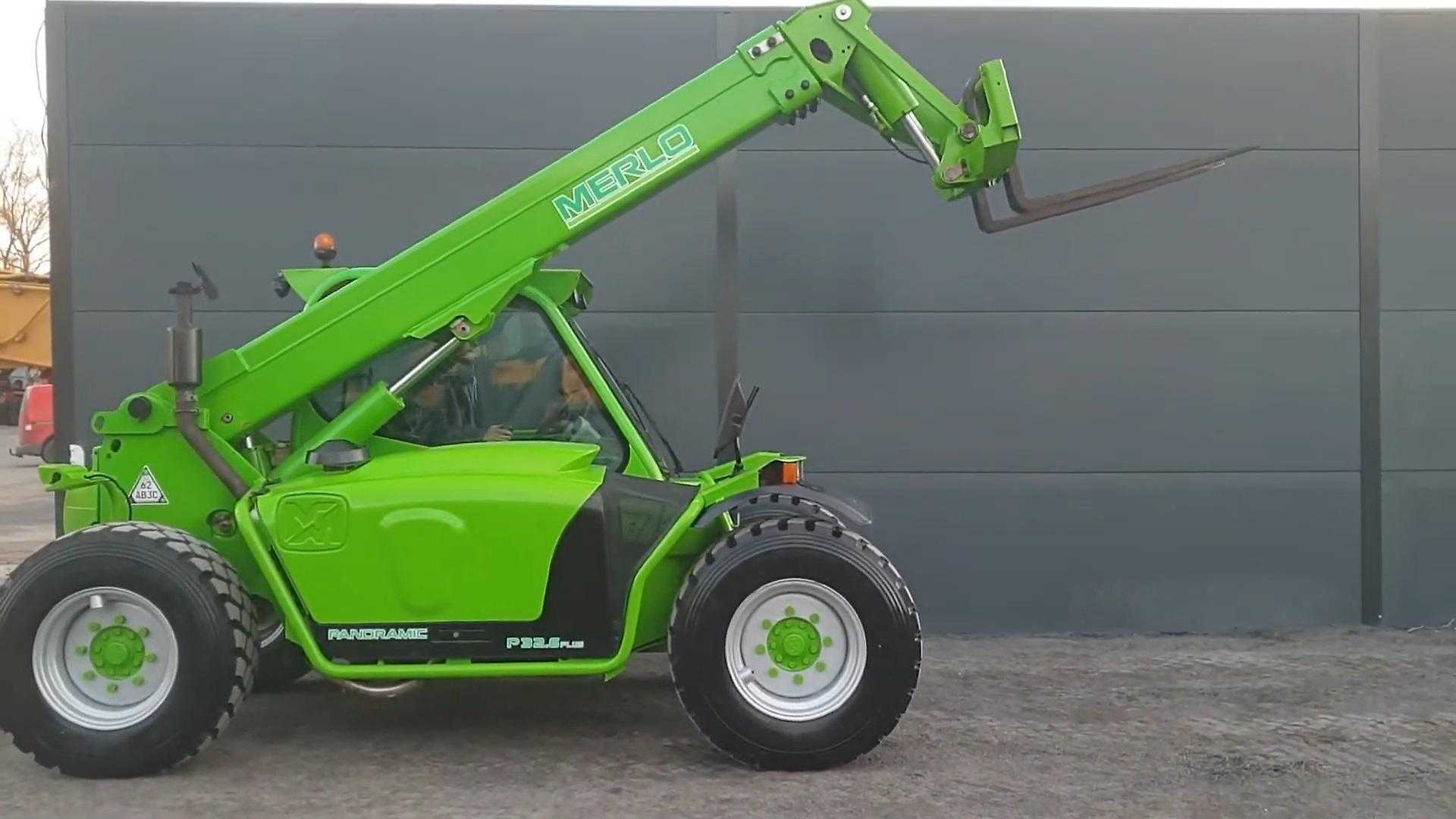 Used Forklift Merlo P32.6 Teleskopiskais iekrāvējs (Image 2)