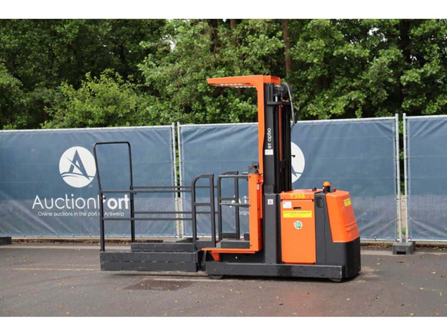Used Forklift BT OME 100MW Vidējo augstplauktu komplektētājs (2,5 - 6 m) (Image 3) Used Forklift BT OME 100MW Vidējo augstplauktu komplektētājs (2,5 - 6 m) (Image 3)