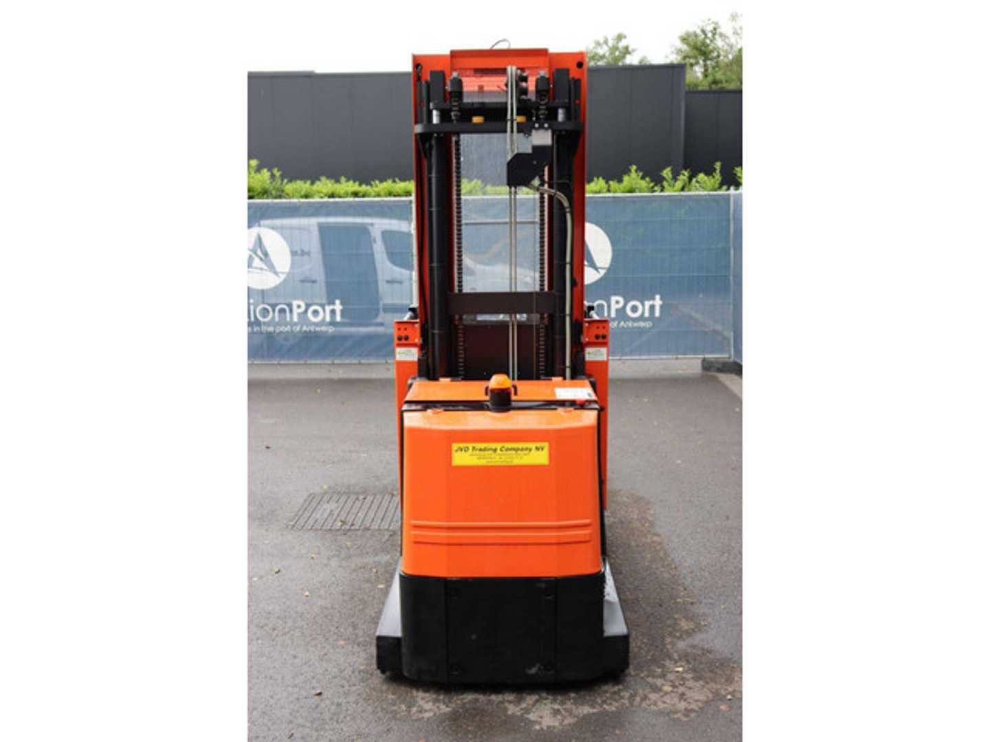 Used Forklift BT OME 100MW Vidējo augstplauktu komplektētājs (2,5 - 6 m) (Image 5) Used Forklift BT OME 100MW Vidējo augstplauktu komplektētājs (2,5 - 6 m) (Image 5)