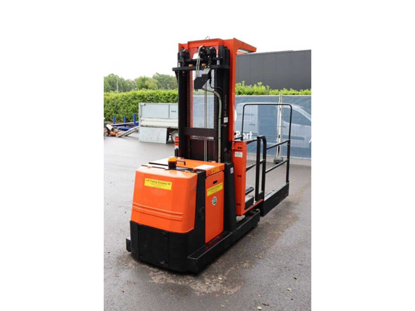 Used Forklift BT OME 100MW Vidējo augstplauktu komplektētājs (2,5 - 6 m) (Image 6) Used Forklift BT OME 100MW Vidējo augstplauktu komplektētājs (2,5 - 6 m) (Image 6)