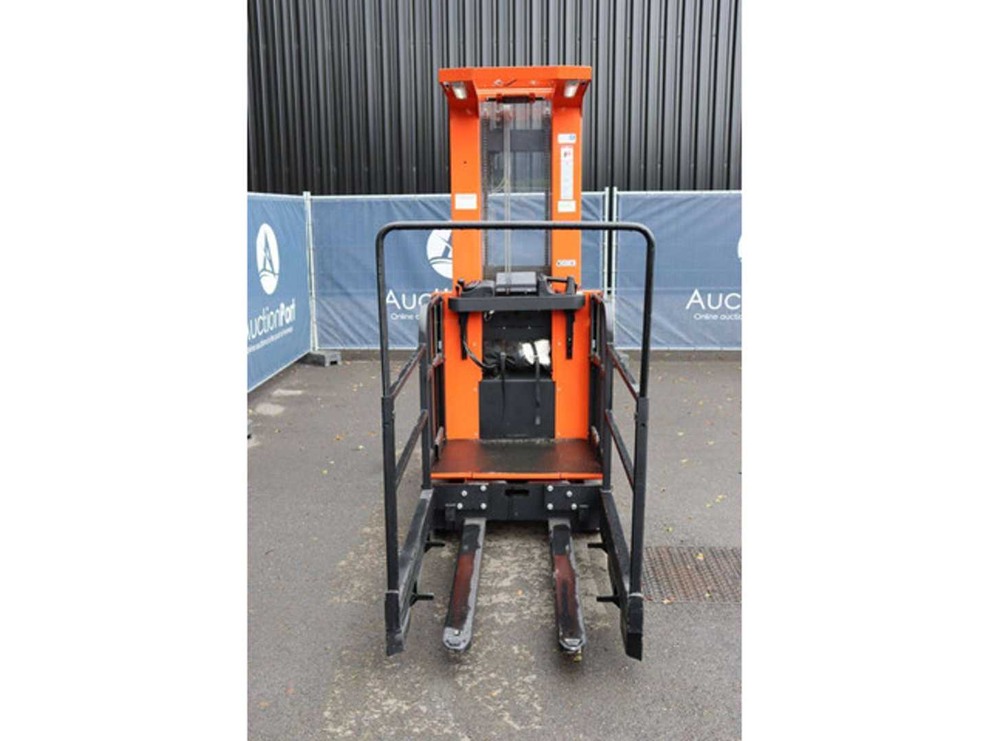 Used Forklift BT OME 100MW Vidējo augstplauktu komplektētājs (2,5 - 6 m) (Image 8) Used Forklift BT OME 100MW Vidējo augstplauktu komplektētājs (2,5 - 6 m) (Image 8)
