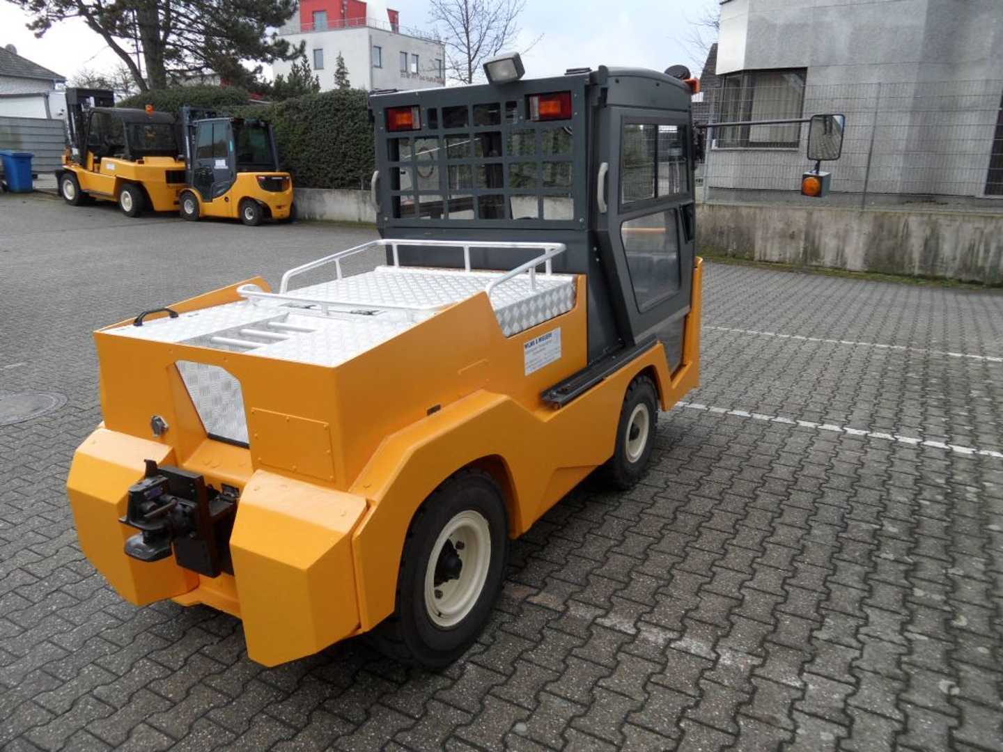 Used Forklift Jungheinrich EZS 6250 - NEUE Batterie Vilcējs (Image 5) Used Forklift Jungheinrich EZS 6250 - NEUE Batterie Vilcējs (Image 5)