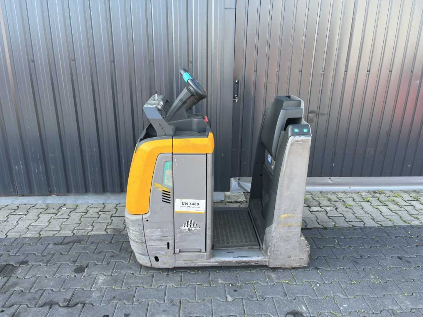 Used Forklift Jungheinrich EZS350 Vilcējs (Image 2) Used Forklift Jungheinrich EZS350 Vilcējs (Image 2)