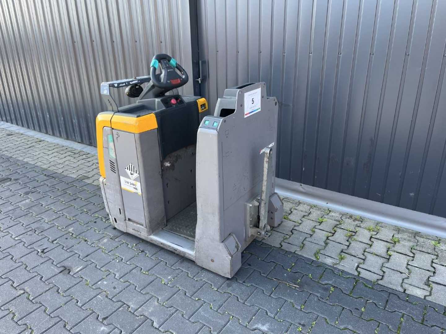 Used Forklift Jungheinrich ESZ350L Vilcējs (Image 3) Used Forklift Jungheinrich ESZ350L Vilcējs (Image 3)