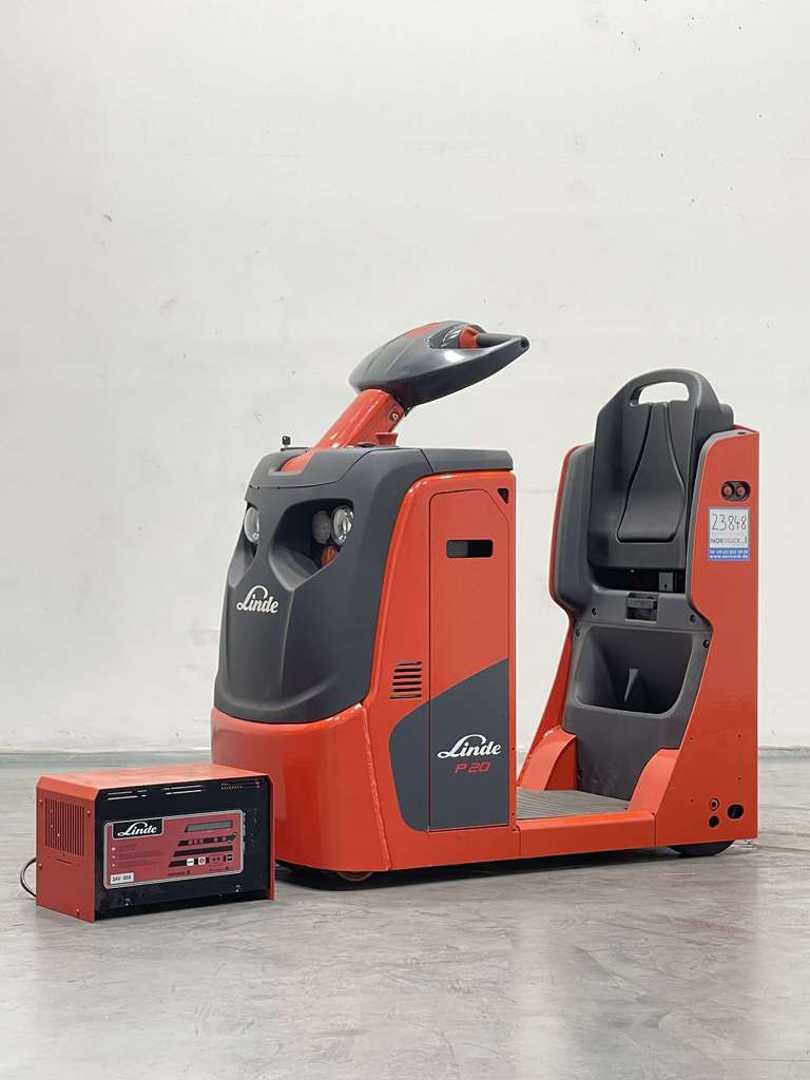 Used Forklift Linde P20-1193 Vilcējs (Image 2) Used Forklift Linde P20-1193 Vilcējs (Image 2)