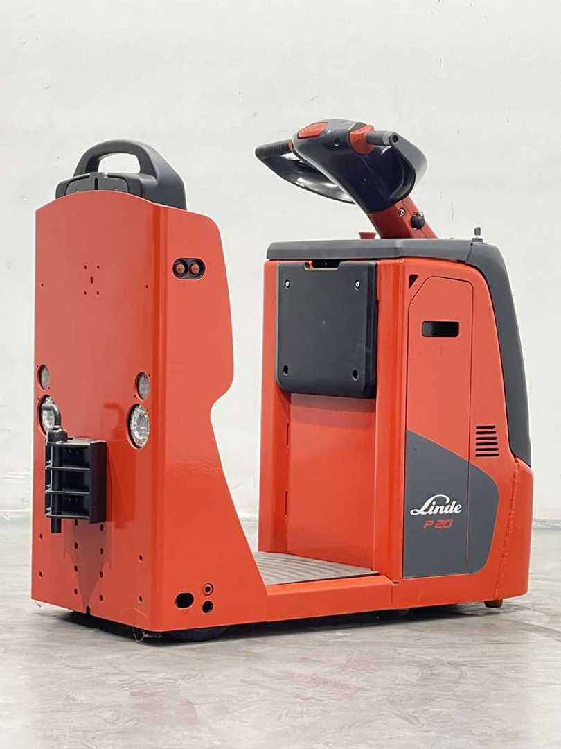 Used Forklift Linde P20-1193 Vilcējs (Image 3) Used Forklift Linde P20-1193 Vilcējs (Image 3)